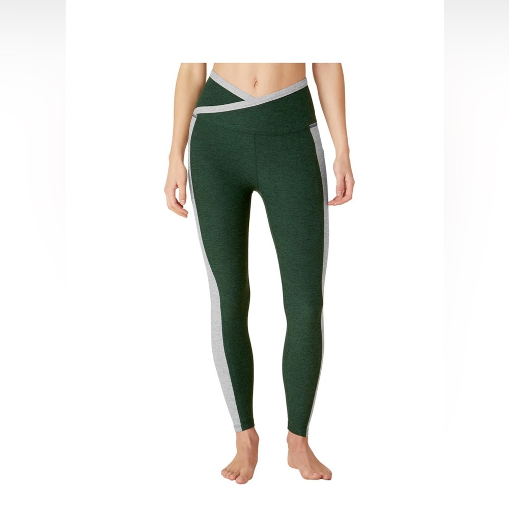 Beyond Yoga Forest Green and Light Gray Leggings